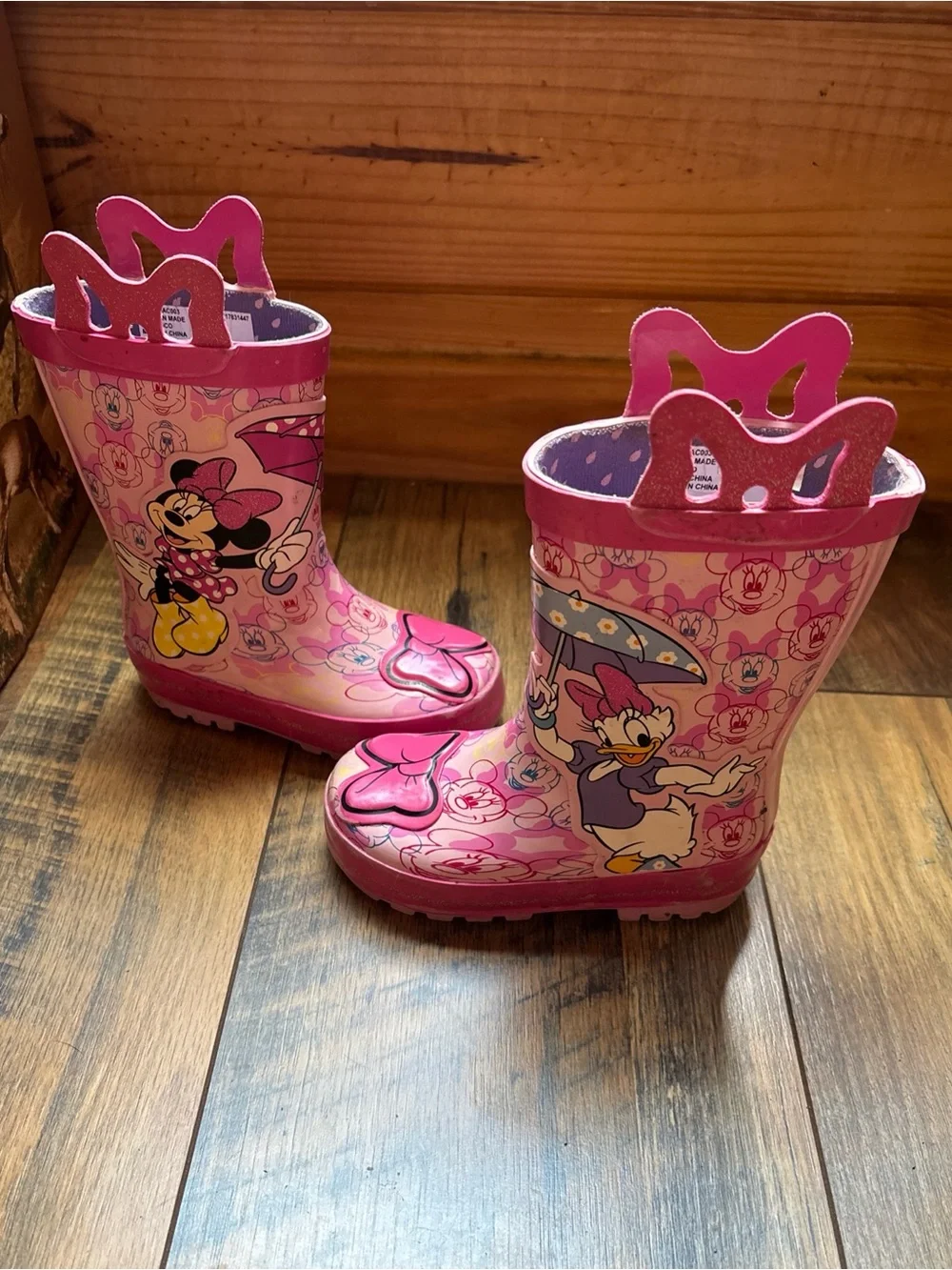 Disney Minnie Mouse pink rain boots toddler size 5/6